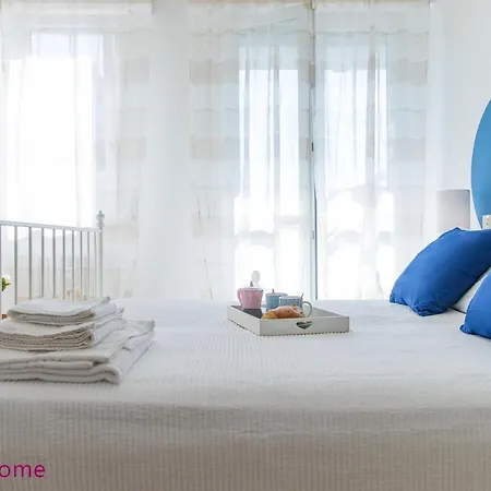 Virgi Con Vista Mare A By Yohome פסארו